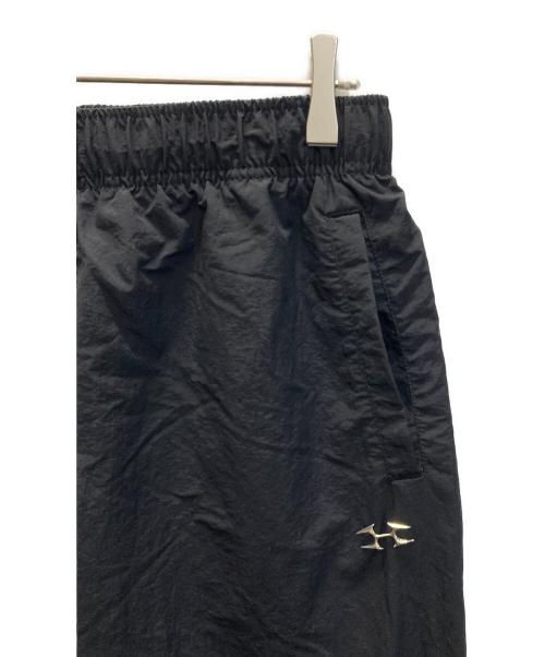 HELIX（ヘリックス）HELIX (ヘリックス) LOGO CHARM NYLON PANTS ブラック サイズ:Mの古着・服飾アイテム