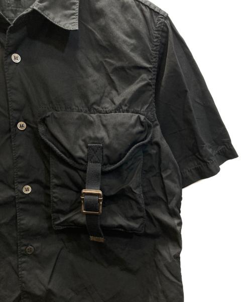 COMME des GARCONS HOMME（コムデギャルソン オム）COMME des GARCONS HOMME (コムデギャルソン オム) 半袖フラップポケットシャツ ブラック サイズ:SIZE SSの古着・服飾アイテム