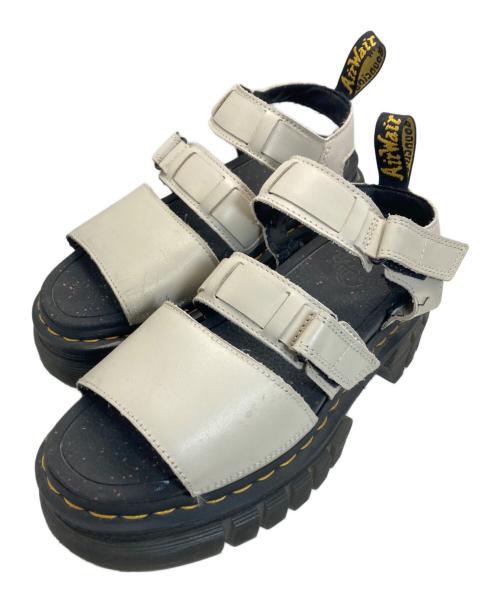 Dr.Martens（ドクターマーチン）Dr.Martens (ドクターマーチン) RICKI 3 STRAP SANDAL ベージュ サイズ:SIZE 24の古着・服飾アイテム