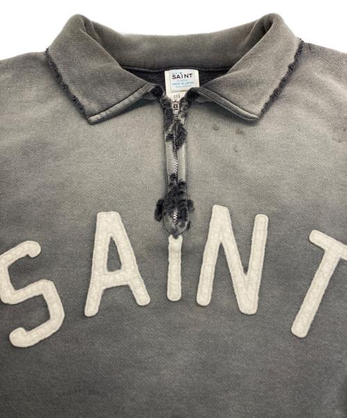 SAINT Mxxxxxx（セントマイケル）SAINT Mxxxxxx (セントマイケル) SS HALF ZIP SWEAT グレー サイズ:SIZE XLの古着・服飾アイテム