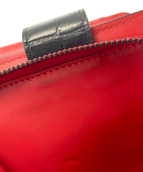 Christian Louboutin（クリスチャン・ルブタン）Christian Louboutin (クリスチャン・ルブタン) Paloma 型押し二つ折り財布 ブラック×レッド サイズ:下記参照の古着・服飾アイテム
