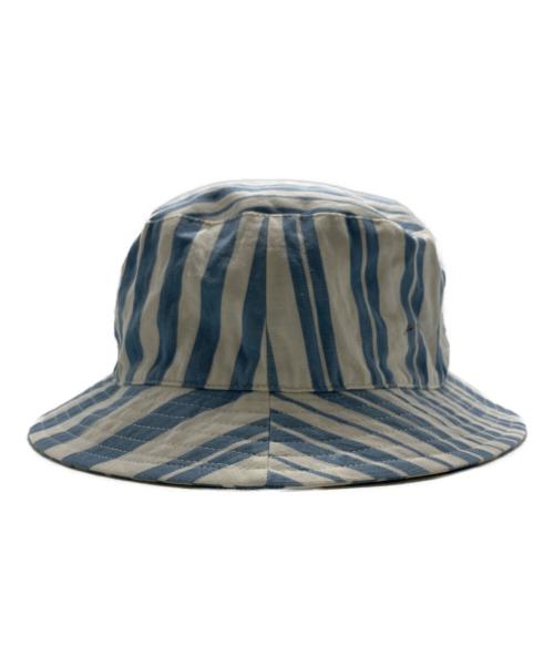 maison kitsune（メゾンキツネ）maison kitsune (メゾンキツネ) ストライプバケットハット ホワイト×ブルーの古着・服飾アイテム