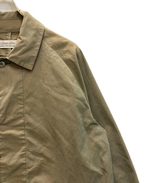 REMI RELIEF（レミレリーフ）REMI RELIEF (レミレリーフ) BEAMS PLUS (ビームスプラス) 別注 Balmacaan Coat  ステンカラーコート ベージュ サイズ:SIZE Lの古着・服飾アイテム