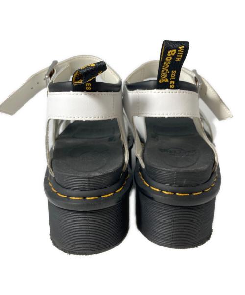 Dr.Martens（ドクターマーチン）Dr.Martens (ドクターマーチン) BLAIRE QUAD サンダル ホワイト×ブラック サイズ:SIZE 25cmの古着・服飾アイテム