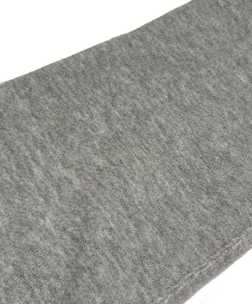 PLAY COMME des GARCONS（プレイコムデギャルソン）PLAY COMME des GARCONS (プレイコムデギャルソン) ハートワッペンジップパーカー グレー サイズ:サイズ　Mの古着・服飾アイテム