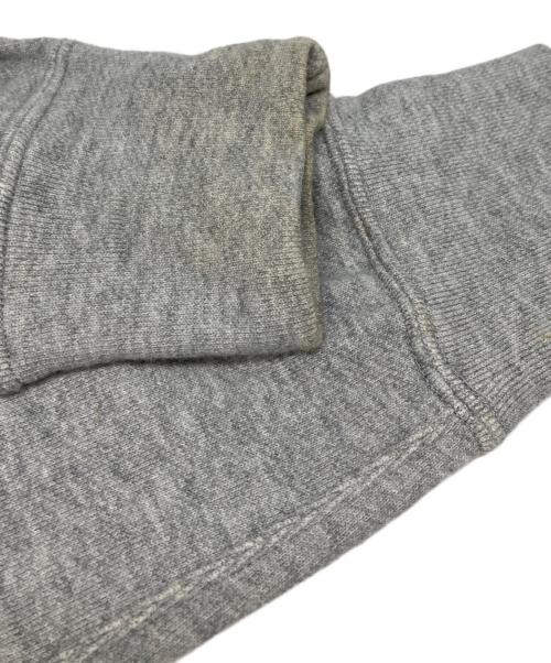 PLAY COMME des GARCONS（プレイコムデギャルソン）PLAY COMME des GARCONS (プレイコムデギャルソン) ハートワッペンジップパーカー グレー サイズ:サイズ　Mの古着・服飾アイテム