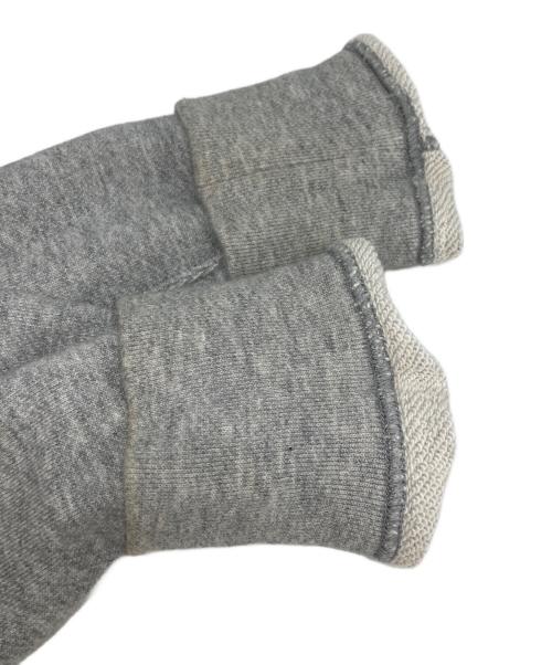 PLAY COMME des GARCONS（プレイコムデギャルソン）PLAY COMME des GARCONS (プレイコムデギャルソン) ハートワッペンジップパーカー グレー サイズ:サイズ　Mの古着・服飾アイテム