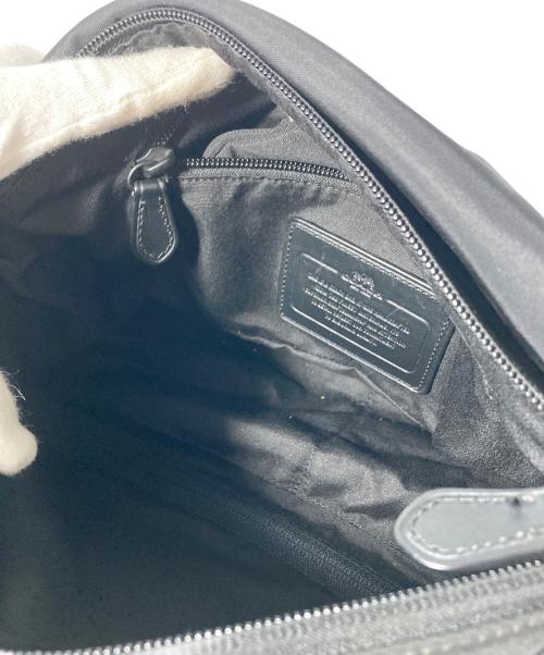 COACH（コーチ）COACH (コーチ) TERRAIN PACK IN PERFORATED LEATHER テリアン パフォレイテッド レザー ボディー バッグ ブラック サイズ:以下参照の古着・服飾アイテム
