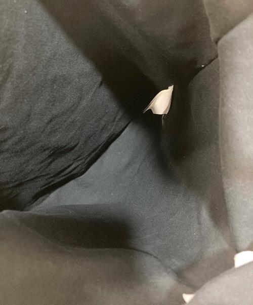 MM6 Maison Margiela（エムエムシックスメゾンマルジェラ）MM6 Maison Margiela (エムエムシックスメゾンマルジェラ) リバース ロゴ ショッピングトートバッグ ブラック×ベージュ サイズ:下記参照の古着・服飾アイテム