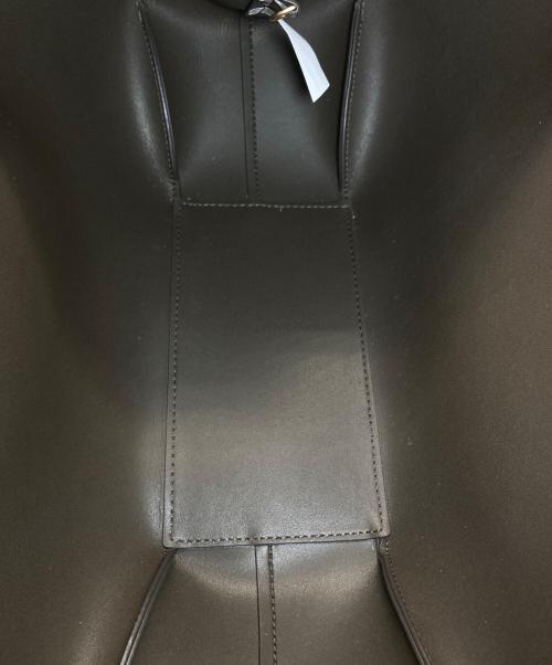 CHARLES & KEITH（チャールズアンドキース）CHARLES & KEITH (チャールズアンドキース) calla カルラ トートバッグ ブラウンの古着・服飾アイテム
