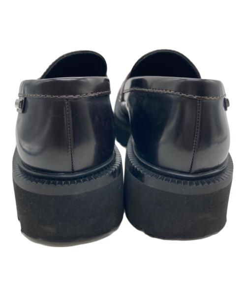 CHARLES & KEITH（チャールズアンドキース）CHARLES & KEITH (チャールズアンドキース) カバードリッジソール ローファー ブラウン サイズ:38の古着・服飾アイテム