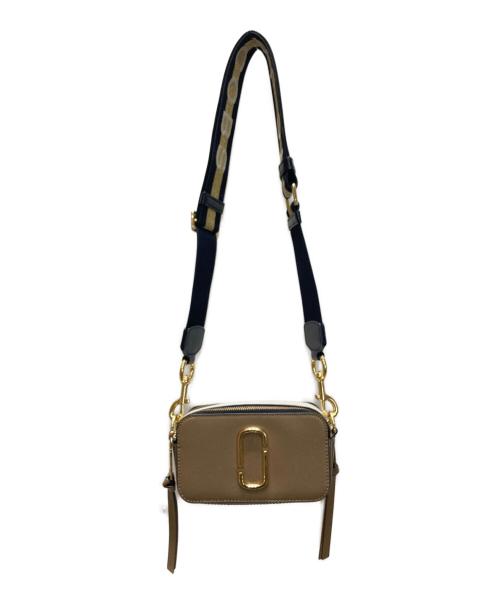 MARC JACOBS（マークジェイコブス）MARC JACOBS (マークジェイコブス) SNAPSHOT ショルダーバッグ ベージュの古着・服飾アイテム