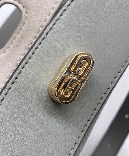 FURLA（フルラ）FURLA (フルラ) DANAE HOBO ダナエ ホーボー レザーショルダーバッグ グリーンの古着・服飾アイテム
