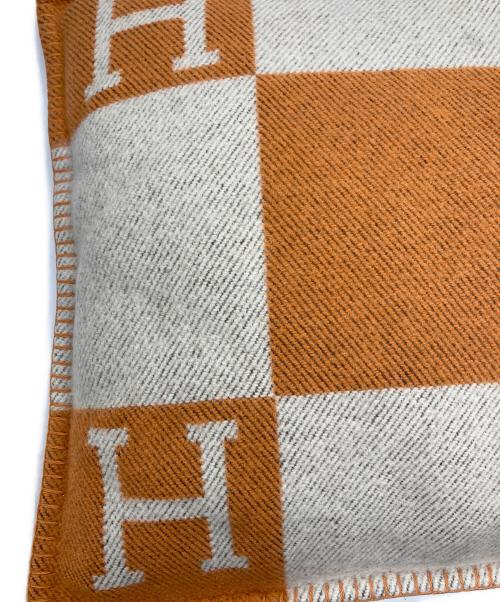 HERMES（エルメス）HERMES (エルメス) Hロゴ クッション オレンジ サイズ:下記参照の古着・服飾アイテム