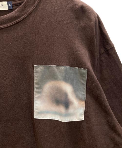 UNDERCOVER（アンダーカバー）UNDERCOVER (アンダーカバー) フロントパッチグラフィックTシャツ ブラウン サイズ:4の古着・服飾アイテム