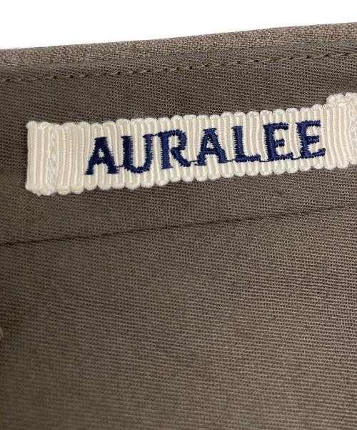 AURALEE（オーラリー）AURALEE (オーラリー) TROPICAl WOOL SHORTS ブラウンの古着・服飾アイテム