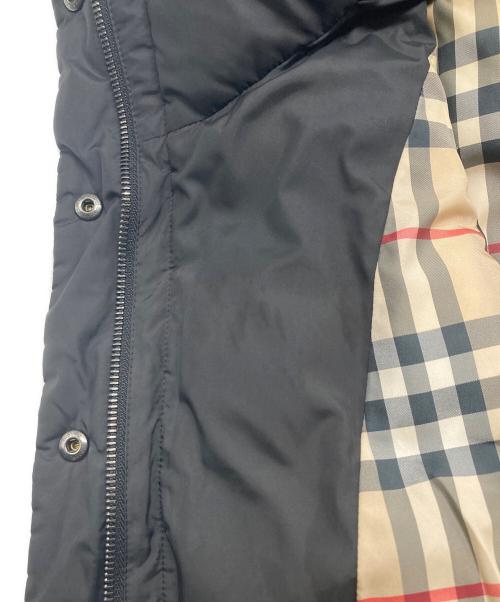 BURBERRY LONDON（バーバリーロンドン）BURBERRY LONDON (バーバリーロンドン) ファーフード付ダウンベスト ブラック サイズ:46の古着・服飾アイテム