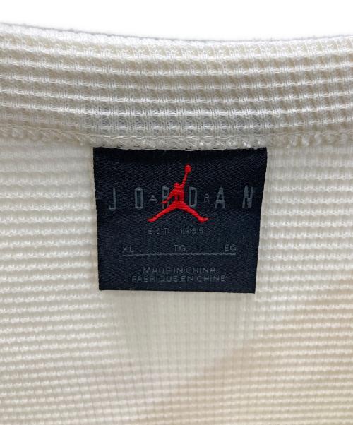 NIKE（ナイキ）NIKE (ナイキ) FRAGMENT DESIGN (フラグメントデザイン) ロゴ プリント サーマル ロングスリーブ カットソー ベージュ サイズ:XLの古着・服飾アイテム