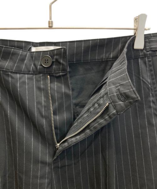 FOUND（ファウンド）FOUND (ファウンド) Hava Pinstripe Pleated Cargo Trousers ネイビー サイズ:SIZE 34の古着・服飾アイテム