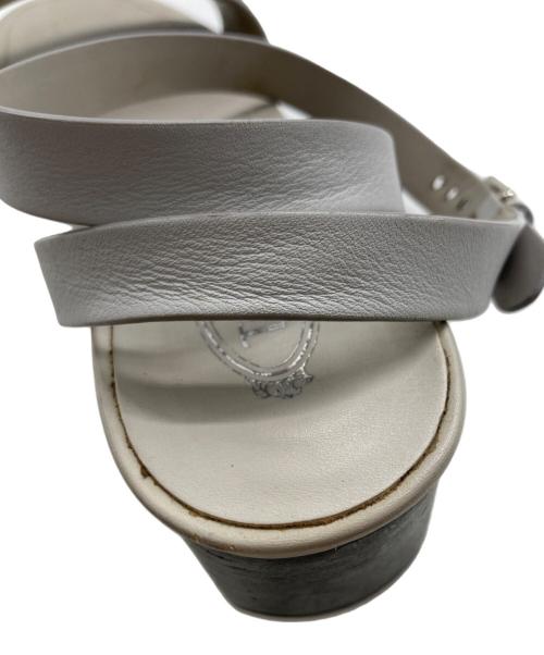 TOD'S（トッズ）TOD'S (トッズ) スタッズベルトストラップサンダル グレー サイズ:38 1/2の古着・服飾アイテム