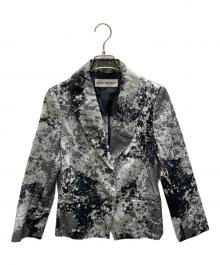 ISSEY MIYAKE（イッセイミヤケ）の古着「立体模様 グラフィック シワ加工 テーラードジャケット」｜ブラック×グレー