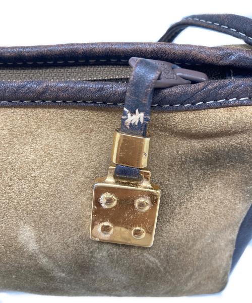 LOEWE（ロエベ）LOEWE (ロエベ) アナグラム スウェードショルダーバッグ ブラウン サイズ:下記参照の古着・服飾アイテム