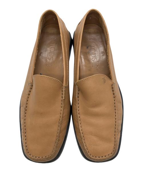 TOD'S（トッズ）TOD'S (トッズ) スクエアトゥローファー ベージュ サイズ:7の古着・服飾アイテム