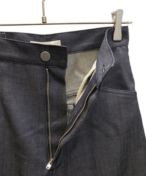 PHEENY（フィーニー）PHEENY (フィーニー) AMUNZEN HIGH WAIST TAPERED PANTS グレー サイズ:1の古着・服飾アイテム