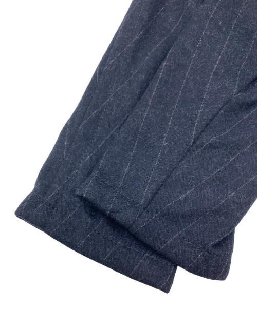m's braque（エムズブラック）m's braque (エムズブラック) ウールストライプ テーラードジャケット ネイビー サイズ:SIZE Mの古着・服飾アイテム