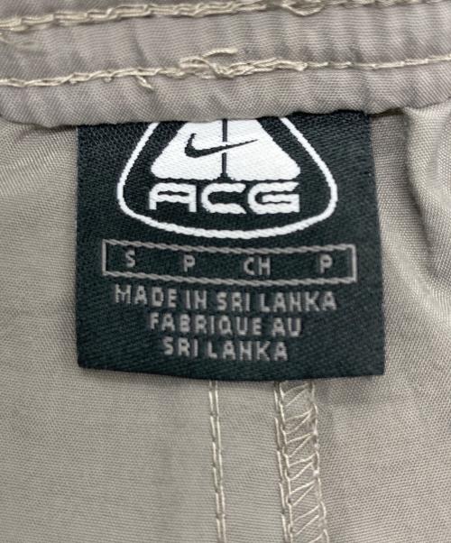 NIKE ACG（ナイキエーシージー）NIKE ACG (ナイキエーシージー) カーゴショートパンツ グレー サイズ:Sの古着・服飾アイテム