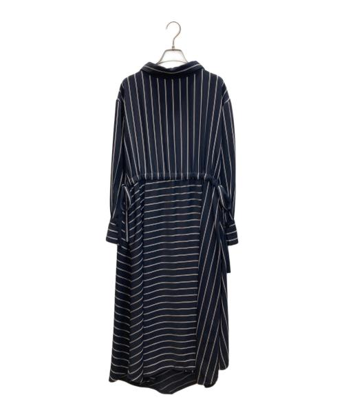 ADORE（アドーア）ADORE (アドーア) ダブルサテンストライプワンピース ネイビー サイズ:SIZE 38の古着・服飾アイテム