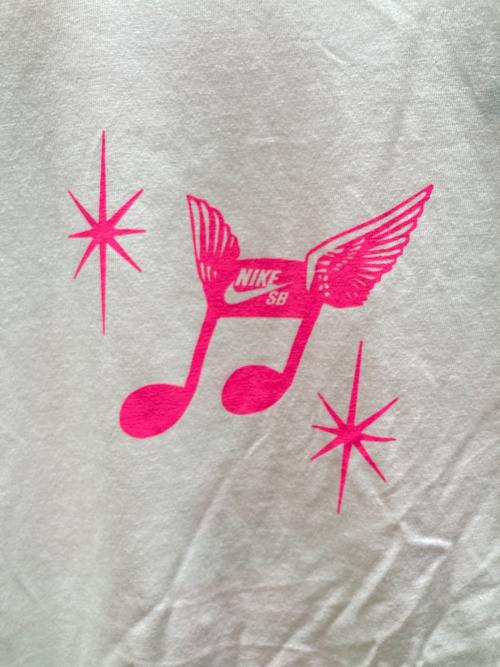 NIKE SB（ナイキエスビー）NIKE SB (ナイキエスビー) Club 58 FC Tee ホワイト サイズ:L 未使用品の古着・服飾アイテム