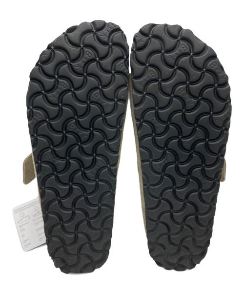 BIRKENSTOCK（ビルケンシュトック）BIRKENSTOCK (ビルケンシュトック) ARIZONA RIVET サンダル ベージュ サイズ:24.5の古着・服飾アイテム