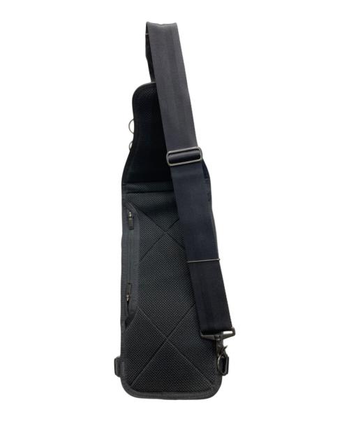 PORTER（ポーター）PORTER (ポーター) HEAT SLING SHOULDER BAG ヒートスリング ショルダーバッグ ブラックの古着・服飾アイテム