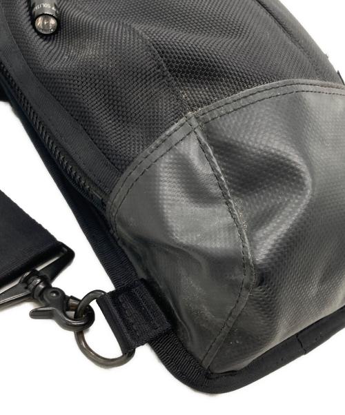 PORTER（ポーター）PORTER (ポーター) HEAT SLING SHOULDER BAG ヒートスリング ショルダーバッグ ブラックの古着・服飾アイテム