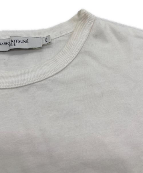 maison kitsune（メゾンキツネ）maison kitsune (メゾンキツネ) CHILLAX FOX PATCH CLASSIC TEE-SHIRT ホワイト サイズ:SIZE XXSの古着・服飾アイテム