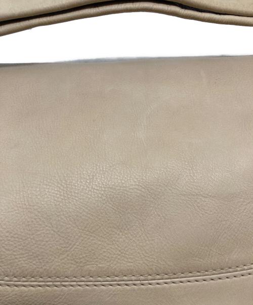 MARNI（マルニ）MARNI (マルニ) セミショルダー レザーホーボーバッグ ベージュの古着・服飾アイテム