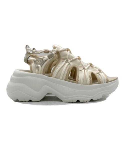 PUMA（プーマ）PUMA (プーマ) CILIA WEDGE SANDAL ベージュ サイズ:26cmの古着・服飾アイテム