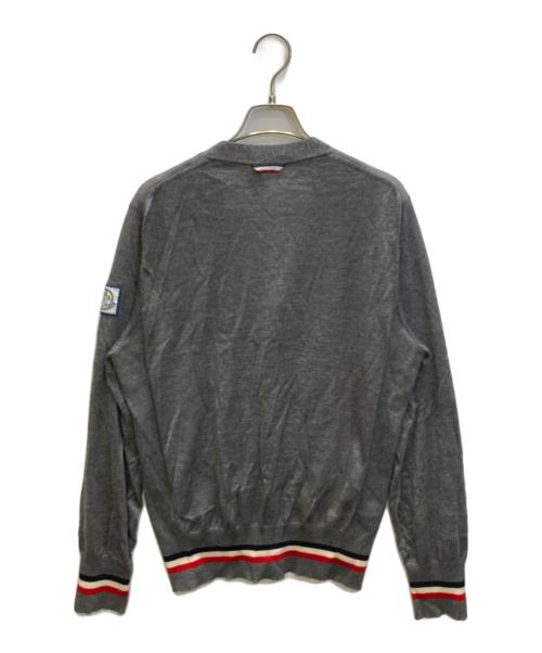 MONCLER GAMME BLEU（モンクレール ガム ブルー）MONCLER GAMME BLEU (モンクレール ガム ブルー) MAGLIONE TRICOT CARDIGAN グレー サイズ:SIZE XLの古着・服飾アイテム