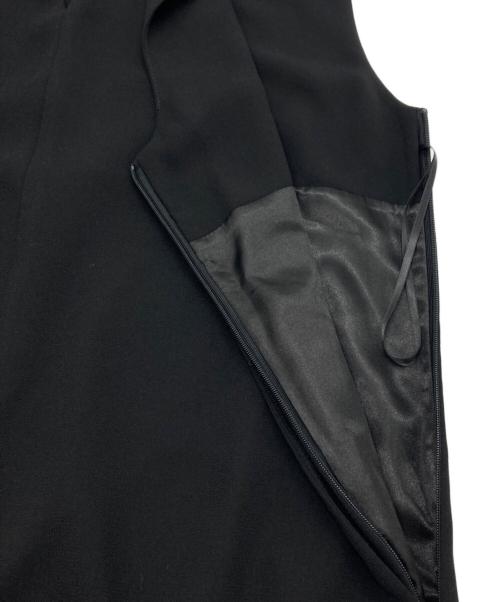 ANDRESD（アンドレスド）ANDRESD (アンドレスド) BELL SLEEVE SLIT DRESS ブラック サイズ:Mの古着・服飾アイテム
