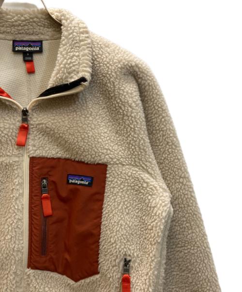 Patagonia（パタゴニア）Patagonia (パタゴニア) クラシック・レトロX・ジャケット ベージュ×オレンジ サイズ:Sの古着・服飾アイテム