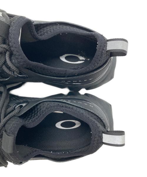 OAKLEY（オークリー）OAKLEY (オークリー) LIGHT Shield ブラック サイズ:CM 25.5の古着・服飾アイテム
