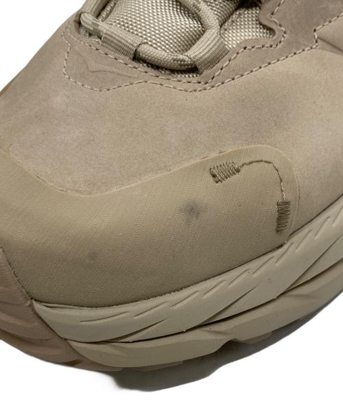 HOKA（ホカ）HOKA (ホカ) KAHA 2 LOW GTX ローカットスニーカー ベージュ サイズ:SIZE 27cmの古着・服飾アイテム