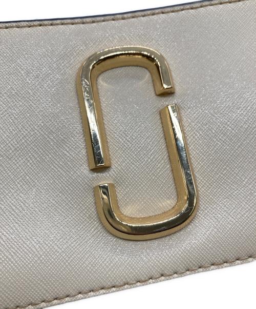 MARC JACOBS（マークジェイコブス）MARC JACOBS (マークジェイコブス) ザ スナップショット ベージュ サイズ:下記参照の古着・服飾アイテム