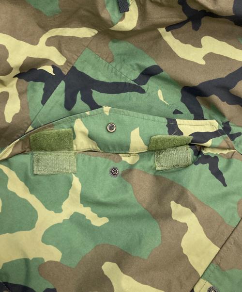 US ARMY（ユーエスアーミー）US ARMY (ユーエスアーミー) COLD WRATHER PARKA CAMOUFLAGE グリーン×ブラウン サイズ:M-Lの古着・服飾アイテム