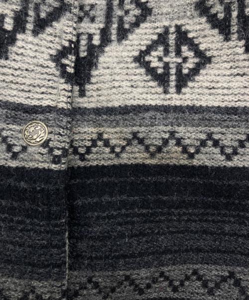 WOOLRICH（ウールリッチ）WOOLRICH (ウールリッチ) 襟レザーネイティブ柄ジャケット グレー サイズ:SIZE Mの古着・服飾アイテム