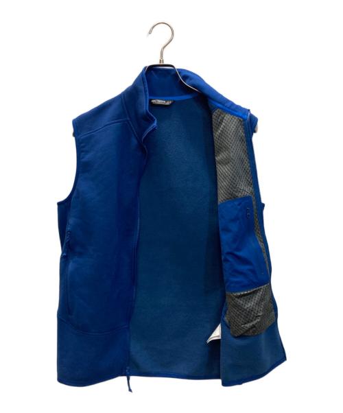 ARC'TERYX（アークテリクス）ARC'TERYX (アークテリクス) KYANITE VEST ブルー サイズ:Sの古着・服飾アイテム