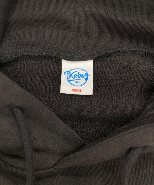 KEBOZ（ケボズ）KEBOZ (ケボズ) ロゴパーカー ブラック サイズ:SIZE Sの古着・服飾アイテム