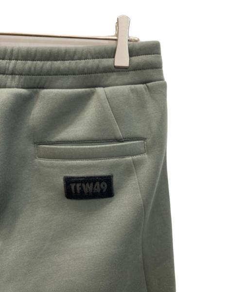 TFW49（ティーエフダブリューフォーティーナイン）TFW49 (ティーエフダブリューフォーティーナイン) UNISEX CARDBOARD MATERIAL PANTS オリーブ サイズ:SIZE XLの古着・服飾アイテム