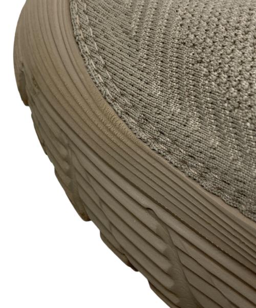HOKAONEONE（ホカオネオネ）HOKAONEONE (ホカオネオネ) RESTORE TC ベージュ サイズ:SIZE 25cmの古着・服飾アイテム